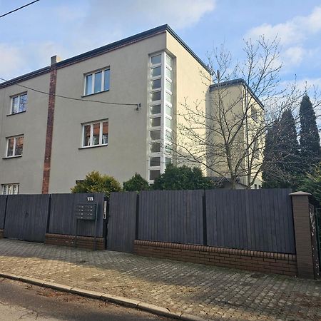 Urban Apartments Studio No 4A, Free Private Parking, Self Check-In Chorzów Dış mekan fotoğraf